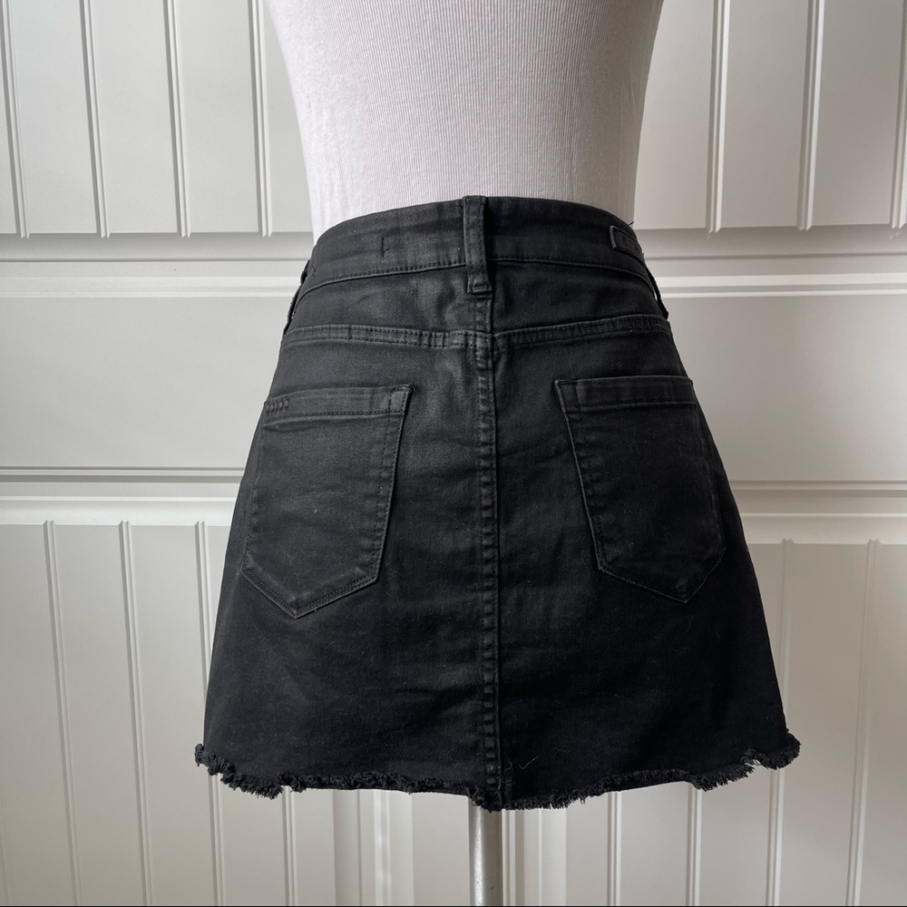 [Blank NYC] Coated Black Denim Mini Skirt - Picture 4 of 8